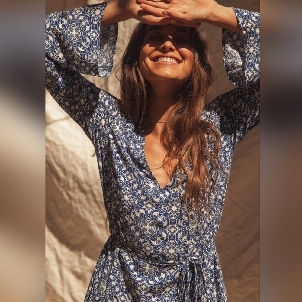 Lulu's Mandala Daydream Blue Print Maxi Dress Small - Picture 2 of 9